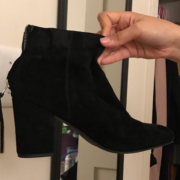 Steve Madden Shoes - Suede black booties